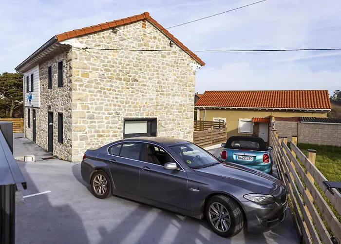 Catamarán Azul Chalé Suances