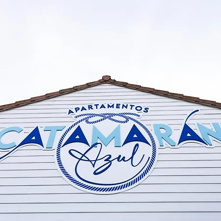 木屋 Catamaran Azul