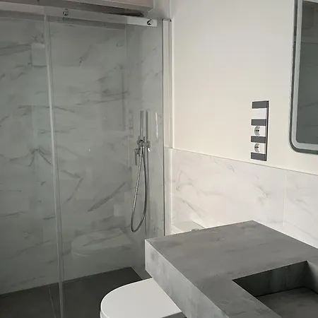 木屋 Catamaran Azul *